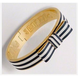 Coach Poppy Striped Bow Hinge Bracelet ✨
